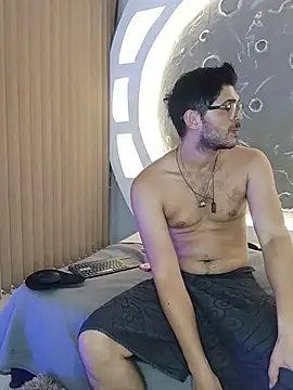 Chat +18 de ritzabeth_daniel ao vivo