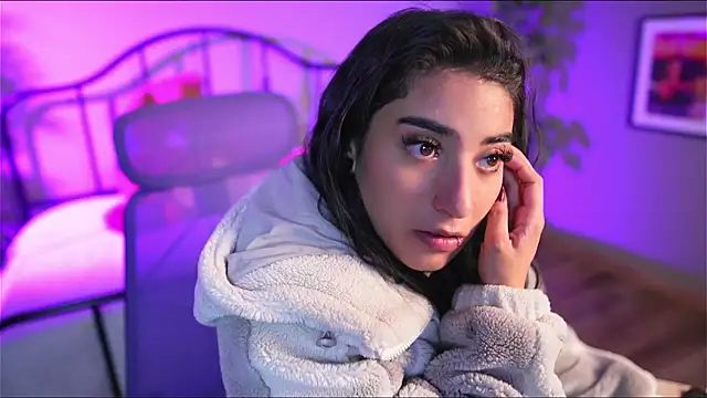 Chat +18 de Emma_Lirys ao vivo