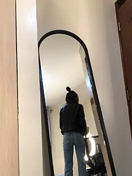 Онлайн чат XXX Kaylee_eee