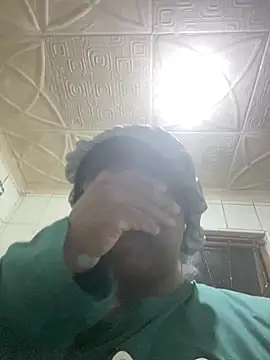 Biggblackboobs' Live XXX Chat