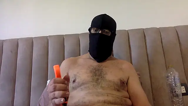 Chat +18 de CaiBull ao vivo
