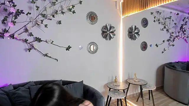 Miss_Belu Chat XXX in diretta