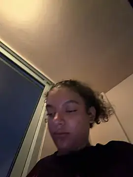 allybluee777's Live XXX Chat