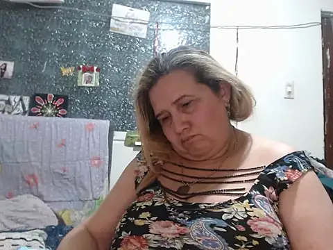 Chat XXX en directo de Perla1981--
