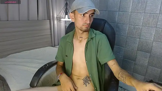 MykeCastle Live XXX-chat
