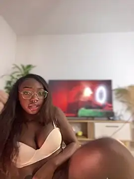 alissradiante1 লাইভ XXX চ্যাট