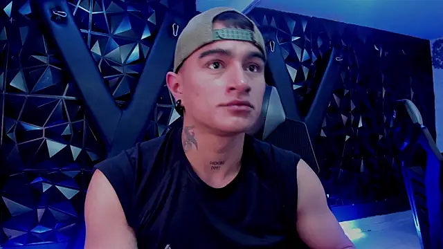 LiamDeepsn Live XXX chat