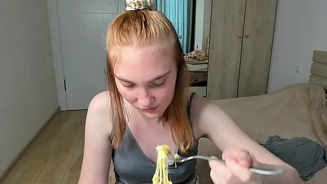 ReddHotPipper Live XXX-chat