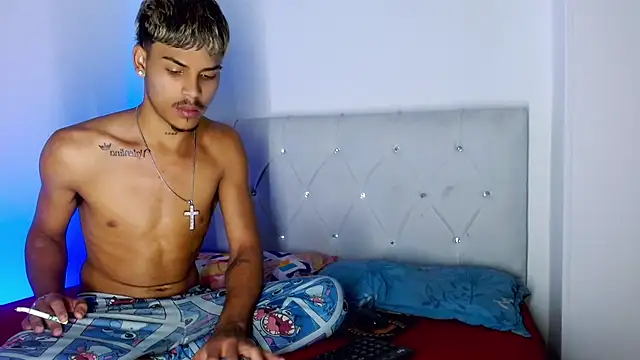 צ'אט XXX בשידור חי של Angel_foxc13