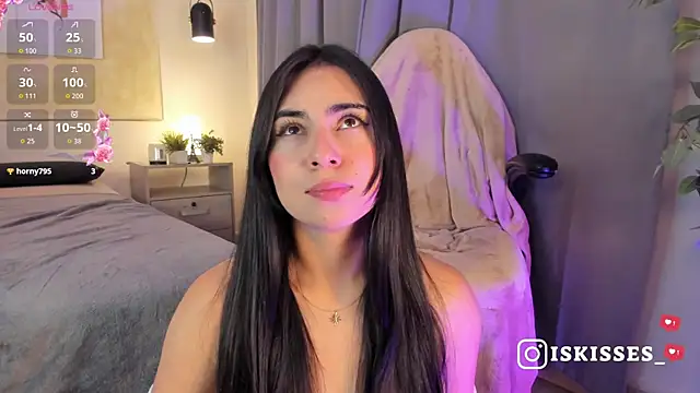 Chatroom XXX en direct de IsabellaSweet__