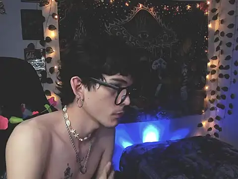 Chat +18 de skinny_dann ao vivo