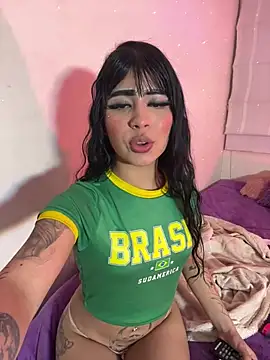 -Brittanny Chat XXX live