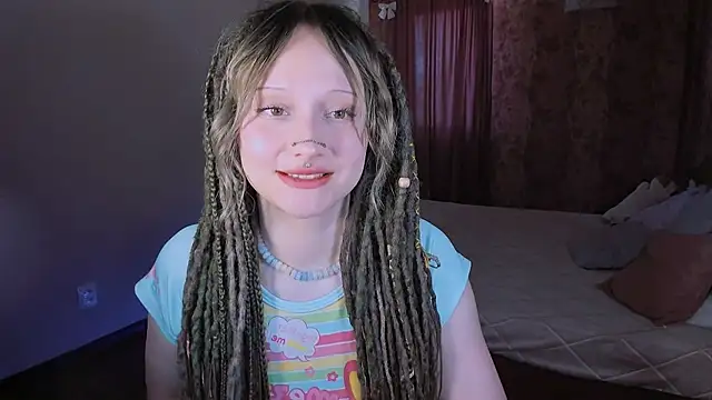 MariaMango XXX чат на живо