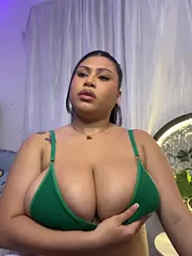 Czat XXX na żywo – Helleamazing