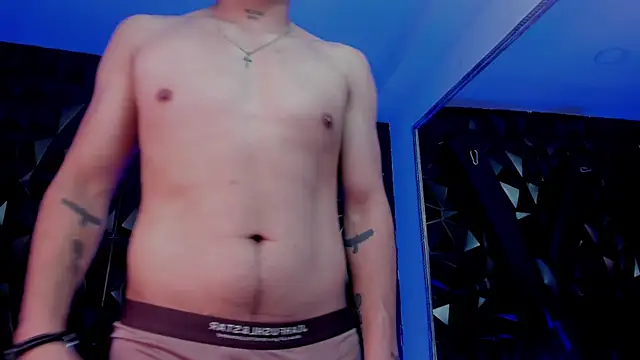 LiamDeeps' Live XXX Chat