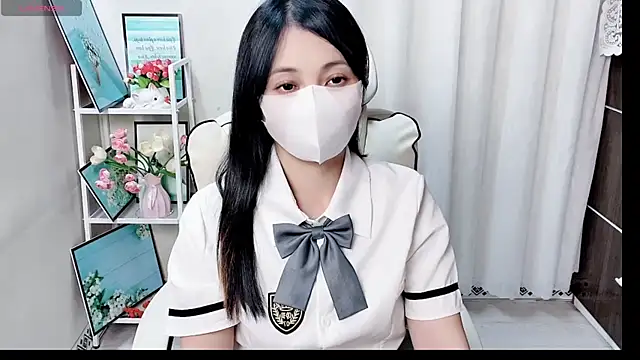 Clover_Nhi's Live XXX Chat