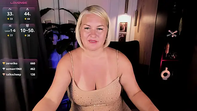 YolandaKiss' Live XXX Chat