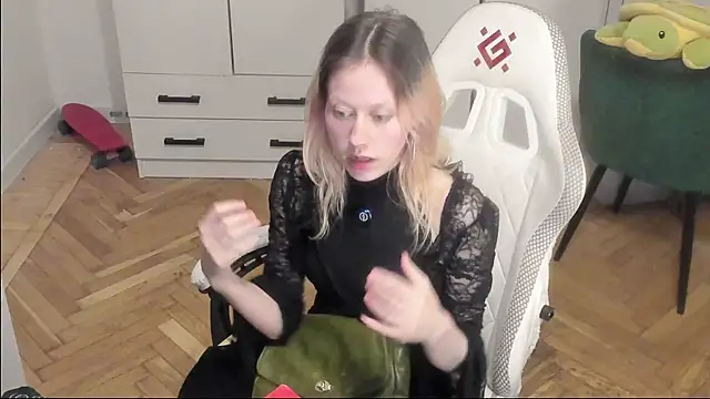 Chatroom XXX en direct de Silly__Milly