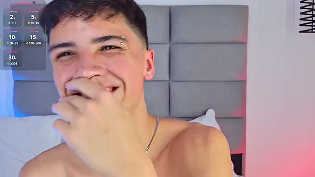 JoshClaarktt XXX чат на живо