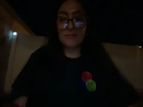 Chat +18 de Goddessxxrosexx ao vivo