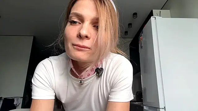 Chatroom XXX en direct de TomikoGiroux
