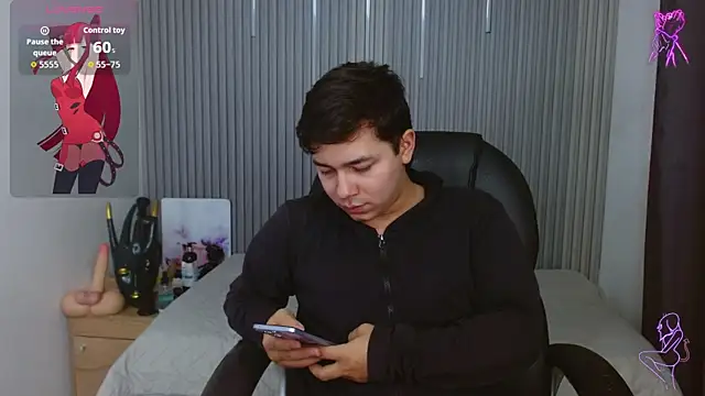 Julian_Smith21's Live XXX Chat