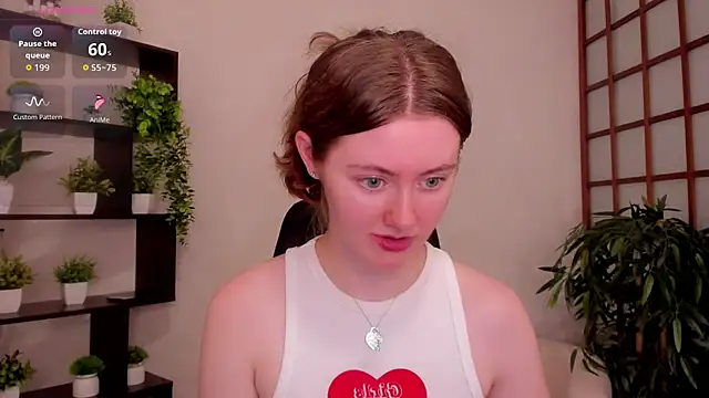 KateCuddle live XXX chat