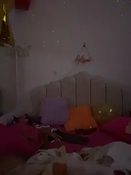צ'אט XXX בשידור חי של AlisonHoot69