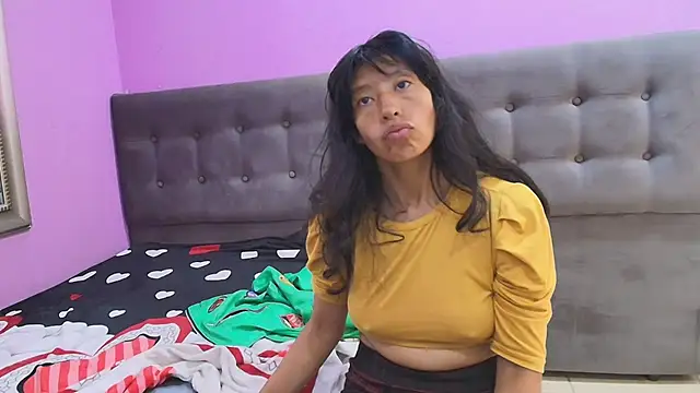 Chat +18 de karolinee_66_ ao vivo