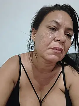 Chatroom XXX en direct de AnittaTettona
