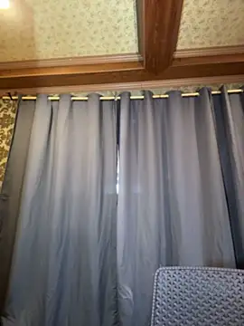 hugecock_tamira 웹캠 쇼