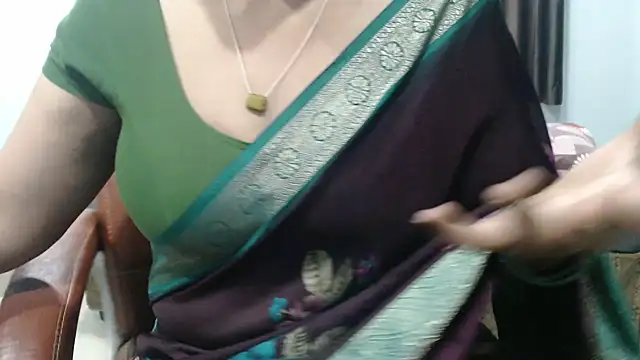 دردشة sunitha-3 الجنسية المباشرة