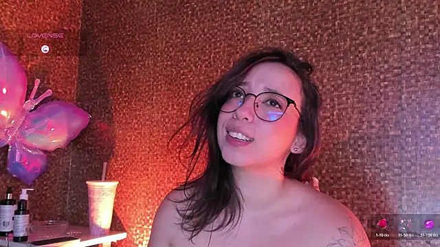 Apartment28 Chat XXX live