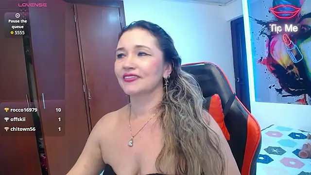 noelia_milf19's Live XXX Chat