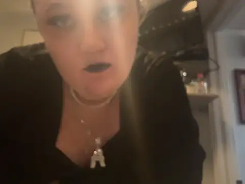 JadeDaMilf 라이브 XXX 채팅