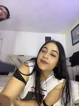 Kloe_MarkoX_X's Live XXX Chat