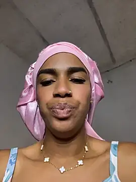 FlorSalvaje_'s Live XXX Chat