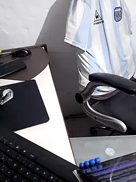 XXX chat uživo modela 12Paradarte