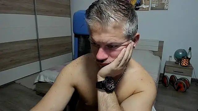 RobbyShawz – Naživo XXX chat
