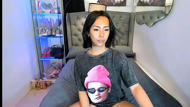 reighnempress Chat XXX in diretta