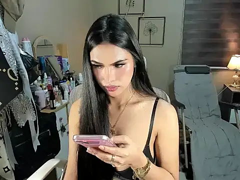 EternityBanks Chat XXX in diretta
