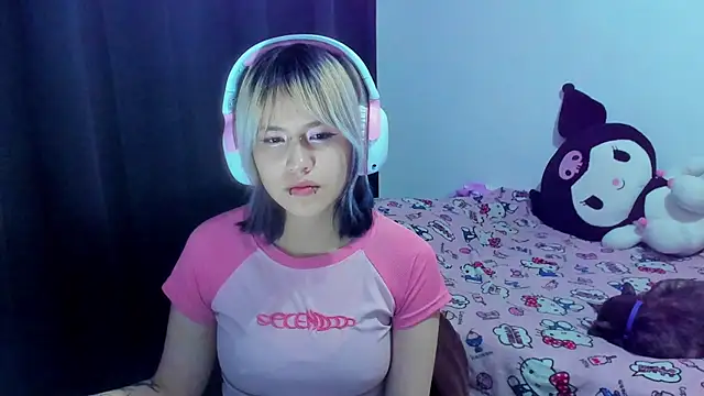 Chat XXX en directo de Akane-Mou