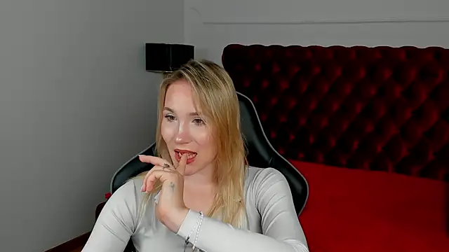 Czat XXX na żywo – ElaraVoltage