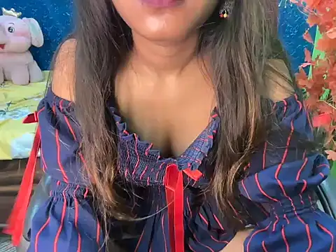 Naughty_Niharikaa's Live XXX Chat