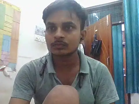 Chat XXX ao vivo de Sumit_LkO