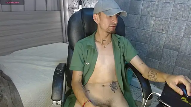 MykeCastlen Live XXX chat