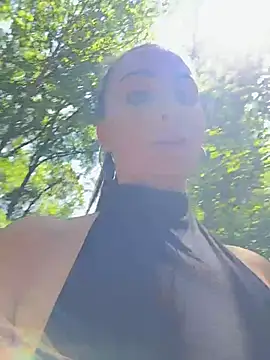XXX chat uživo modela Wonder_Kari
