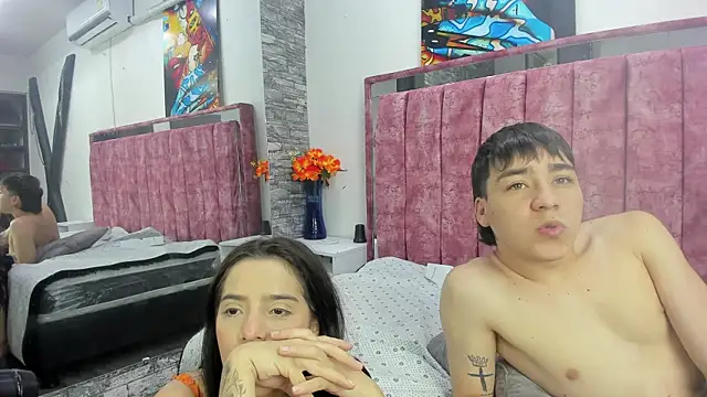 צ'אט XXX בשידור חי של lucy_78_sweet