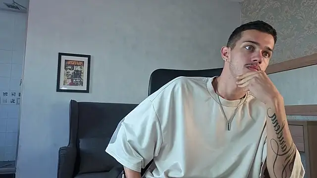 Онлайн чат XXX KaydenDrew