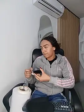 XXX chat uživo modela ritzabeth_daniel